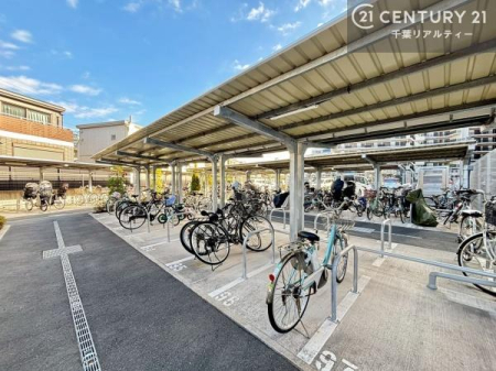 ���̑����p�� �����t�����֏�������B�J�̓��ł��G��ɂ����A��؂Ȏ��]�Ԃ����S���ĕۊǂł��܂��B�����̒ʋ΁E�ʊw�ɂ��֗��ł��B