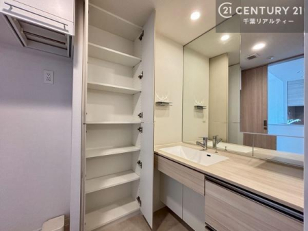 ���ʑ�E���ʏ� ���[�����Ղ�̐��ʎ��I���p�i�̃X�g�b�N��o�X�^�I�����X�b�L���Ǝ��[�ł��Ď��o���₷���I����肪�X�b�L���Еt���ċC�����̗ǂ���ԁI