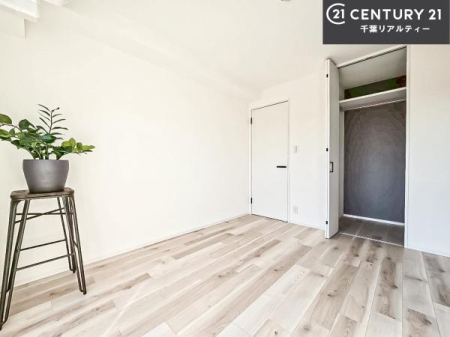 q [Xy[XtĂ̂ŁA}ȗqłU炩TbƕЂÂđϕ֗łIǖʂLXĂ̂ŁA׋xbh̒uɍ܂I