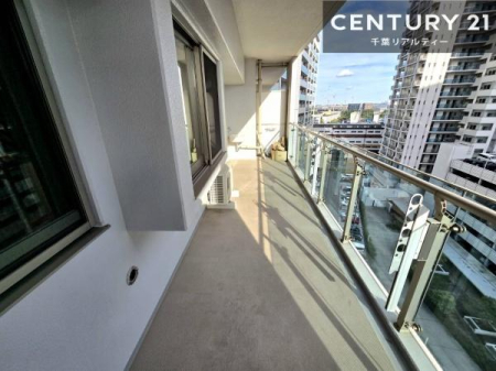 oRj[ zǍDȃoRj[łIꂽɂ͐nJIȎԂy߂܂B