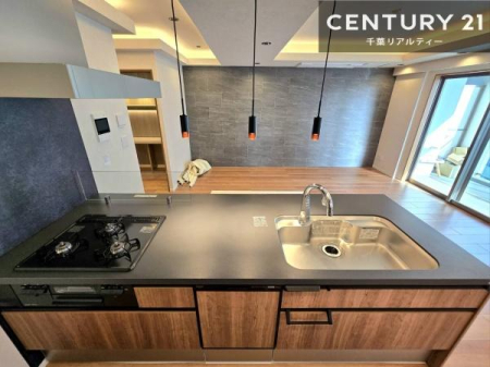 Lb` lC̑ΖʎVXeLb`̗pĂ܂IƑ̃R~jP[VRƑ݌vłB
qlɂڂ͂̂ŊłˁB[͂܂I