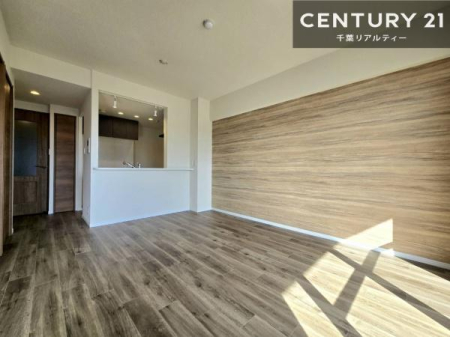 rO SnǂrO͉ƑRƏW܂܂BƑcR̎ԂłBƑƁAw[Ԃ߂łˁB邭JIȋԂłB