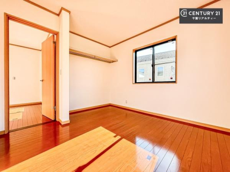 q [Xy[XtĂ̂ŁA}ȗqłU炩TbƕЂÂđϕ֗łIǖʂLXĂ̂ŁA׋xbh̒uɍ܂I