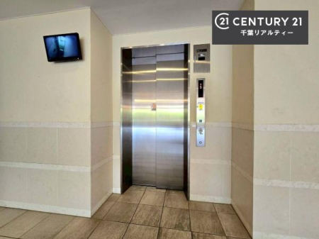 ̑p Gx[^[̃}VŁAdוxr[J[̈ړKB̐X[YɂȂ܂B