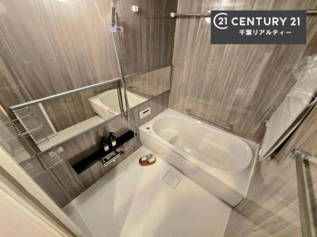  LXoXň̔tbVBL΂̂ŁAɂƐZ܂ˁĨoX^Cy݂ɂȂ܂B