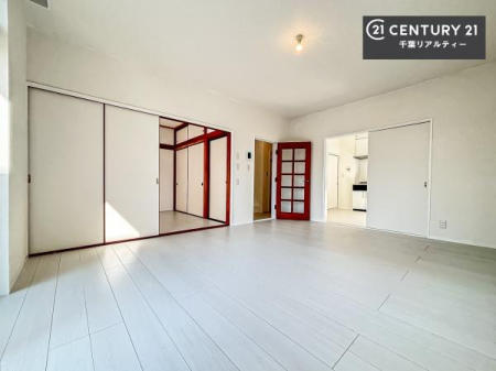 rOȊŐ VvɃfUCĂ邽߁AƋIт܂I
Cɓ̉ƋuĂ낰Ԃ邱Ƃł܂B