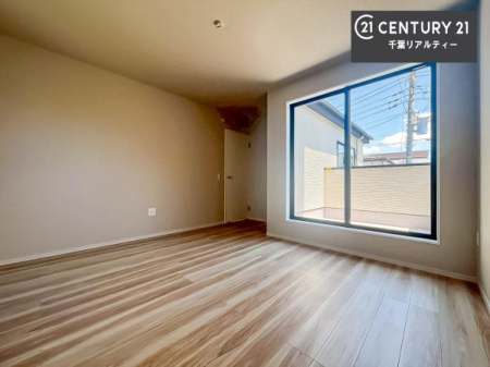 Q oRj[ɖʂĂmłB邭肪ACł܂INāAOɏoĔwLт[ċzǂ}邱ƂołˁI