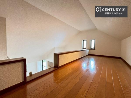 [ tgtIigȂ悤ȋGߕ̃CeAƓd̎[ɕ֗I񌻒nɂĂm߂I