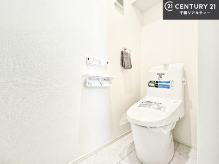 gC 1E2KɃgC܂I̖Zԑт҂ɂ݂łˁBƂ̂gCłꂪ₷łI