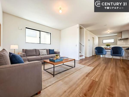 rO ƋCGp[XłBSnǂrO͉ƑRƏW܂܂BƑcR̎ԂłBƑƁAw[Ԃ߂łˁB邭JIȋԂłB