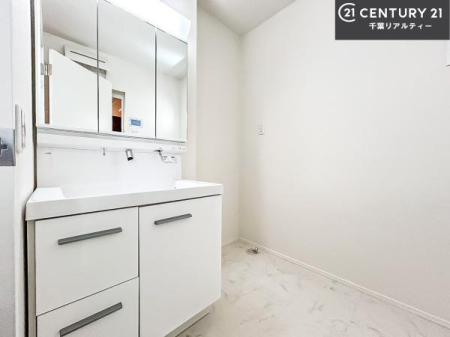 ʑEʏ Oʋdl̐ʏ́AgȂ݂₷I͎[ɂȂĂ܂BhC[₨ϓЕt̂ŐʑXbLƌ邱Ƃo܂I