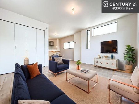 rO ƋCGp[XłBĴLXLDKI\t@[_CjOe[uuĂɂȂȂ̂ŉKɉ߂܂I
R~jP[V₷rOłI