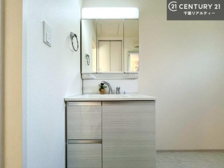 ʑEʏ Oʋdl̐ʏ́AgȂ݂₷I͎[ɂȂĂ܂BhC[₨ϓЕt̂ŐʑXbLƌ邱Ƃo܂I