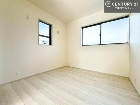 m rOƗאڂḿAƎ̋xeXy[XLbYXy[XƂĊp̂悳łˁI

