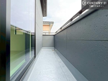 oRj[ zǍDȃoRj[łIꂽɂ͐nJIȎԂy߂܂B