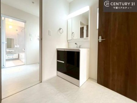 ʑEʏ t̖邢ʎłICɓւłĐɕۂƂł܂IRނ̂łς̎dオǂȂ܂ˁI