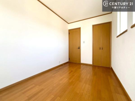 q VvɃfUCĂ邽߁AƋIт܂I
Cɓ̉ƋuĂ낰Ԃ邱Ƃł܂B
