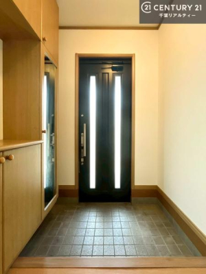  V[Y{bNXtȂ̂ŁAւЕt|₷łI
XbLւŌ˂JuԁÂSnԂo}Ă܂B