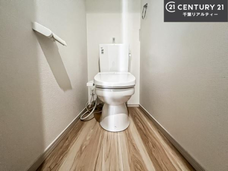 gC 1E2KɃgC܂I̖Zԑт҂ɂ݂łˁBƂ̂gCłꂪ₷łI