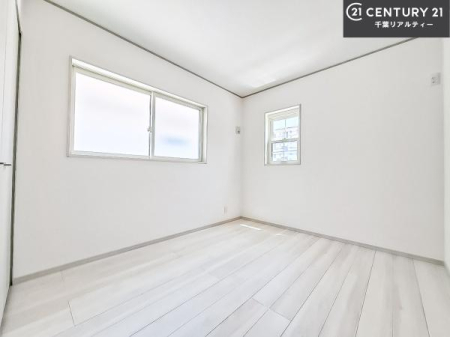 q |oȂ́Aql̂ƂĂSłI
[Xy[X[Ă̂ŎU炩TbƕЕt܂I