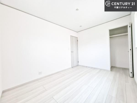 Q 邭ʂ̗ǂłBuVvvɃfUCꂽBRx̂ŉƋ⃌CAEgłD݂̋Ԃnグ܂B