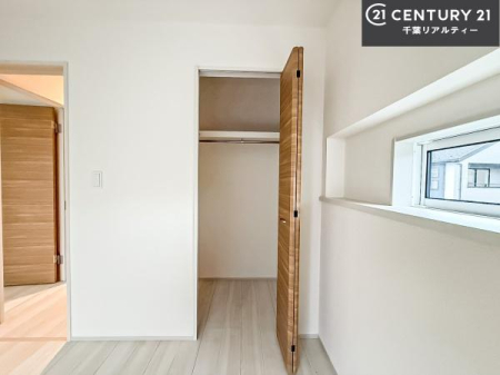 [ e[tI}ȂqlqĂU炩TbƕЕt܂ĨXy[X܂Ƃ肠邨o邱Ƃo܂I