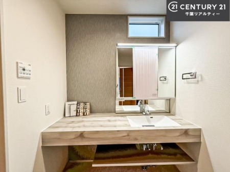 ʑEʏ Oʋdl̐ʏ́AgȂ݂₷I͎[ɂȂĂ܂BhC[₨ϓЕt̂ŐʑXbLƌ邱Ƃo܂I