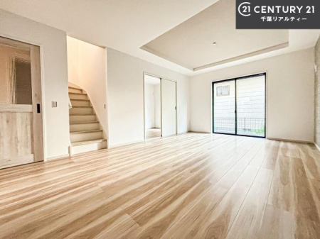 rO ĴLXLDKI\t@[_CjOe[uuĂɂȂȂ̂ŉKɉ߂܂IR~jP[V₷rOłI