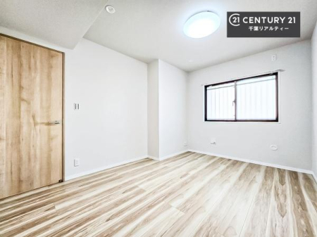 m DޗḿA̖ڊo߂CǂłˁBԂƉ߂Ƃł܂BDF̃t[OǂȉƋɂ}b`܂I