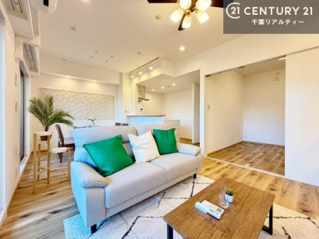 rO ؂ȉƑW܂邩炱LDKɂ͂肽B
qCɏ΂Ȃ瑖ĂpuLƂɂėǂvƎvuԂłB