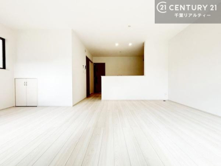 rO SnǂrO͉ƑRƏW܂܂BƑcR̎ԂłBƑƁAw[Ԃ߂łˁB