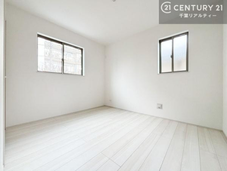 q |oȂ́Aql̂ƂĂSłI
[Xy[X[Ă̂ŎU炩TbƕЕt܂I