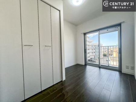 m oRj[ɖʂĂmłB邭肪ACł܂INāAOɏoĔwLт[ċzǂ}邱ƂołˁI