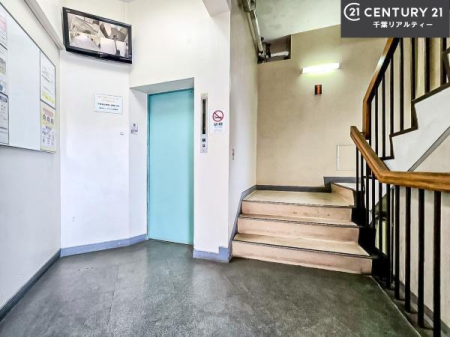 ̑p Gx[^[̃}VŁAdוxr[J[̈ړKB̐X[YɂȂ܂B