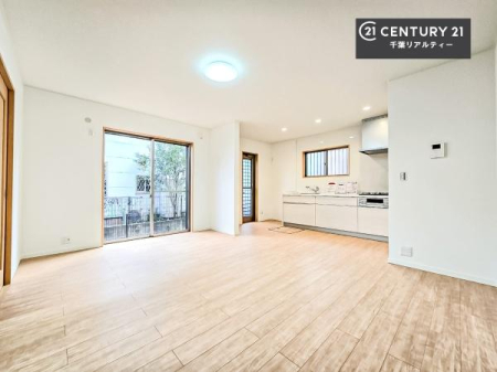 rO Dz܂肪_CjOLb`łċSn̗ǂԂoĂ܂I
RƉƑWbSn悢ԁI