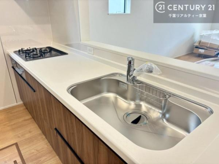 Lb` Ƃ₷VXeLb`łI[tĂ̂ŁAXy[XɕuȂčςނ̂ŁALXgāAKɍƂł܂I