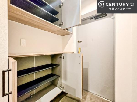  V[Y{bNXtȂ̂ŁAւЕt|₷łI
XbLւŌ˂JuԁÂSnԂo}Ă܂B
