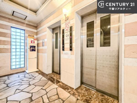 ̑p Gx[^[̃}VŁAdוxr[J[̈ړKB̐X[YɂȂ܂B