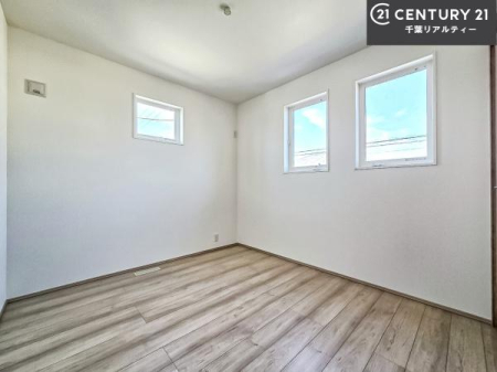 q |oȂ́Aql̂ƂĂSłI
[Xy[X[Ă̂ŎU炩TbƕЕt܂I