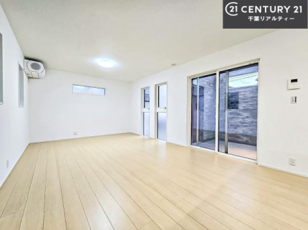 rO ĴLXLDKI\t@[_CjOe[uuĂɂȂȂ̂ŉKɉ߂܂IR~jP[V₷rOłI