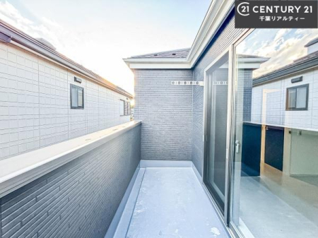 oRj[ zǍDȃoRj[łIꂽɂ͐nJIȎԂy߂܂B