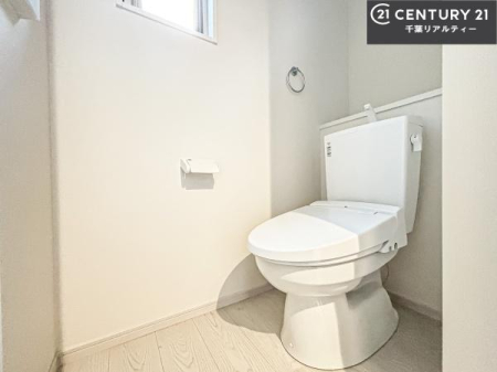 gC 1E2KɃgC܂I̖Zԑт҂ɂ݂łˁBƂ̂gCłꂪ₷łI