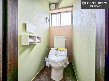 gC 1E2KɃgC܂I̖Zԑт҂ɂ݂łˁBƂ̂gCłꂪ₷łI