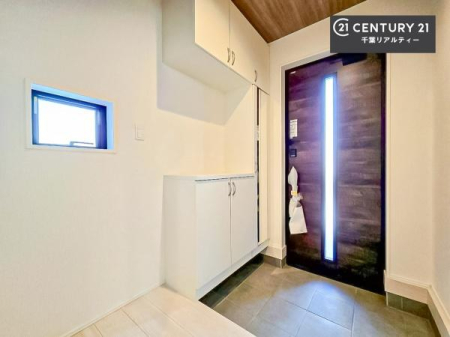  V[Y{bNXtȂ̂ŁAւЕt|₷łI
XbLւŌ˂JuԁÂSnԂo}Ă܂B
