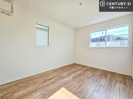 q |oȂ́Aql̂ƂĂSłI
[Xy[X[Ă̂ŎU炩TbƕЕt܂I