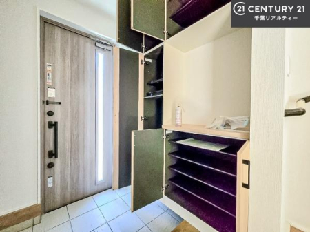  V[Y{bNXtȂ̂ŁAւЕt|₷łI
XbLւŌ˂JuԁÂSnԂo}Ă܂B

