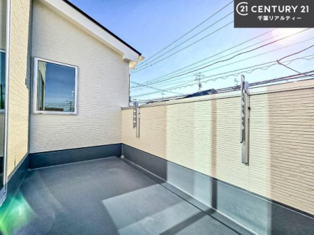 oRj[ zǍDȃoRj[łIꂽɂ͐nJIȎԂy߂܂B