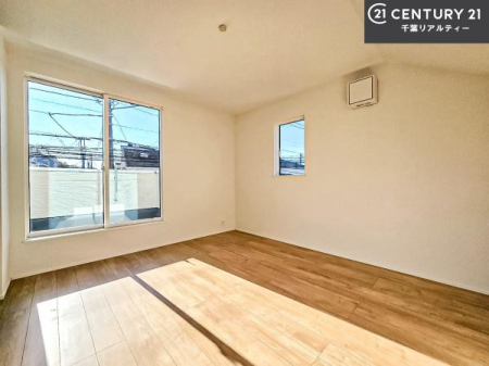 m oRj[ɖʂĂmłB邭肪ACł܂INāAOɏoĔwLт[ċzǂ}邱Ƃł܂B