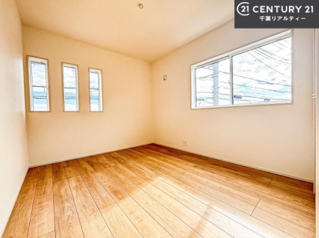 q |oȂ́Aql̂ƂĂSłI
[Xy[X[Ă̂ŎU炩TbƕЕt܂I