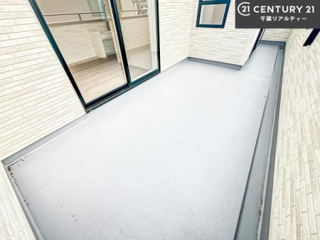 oRj[ zǍDȃoRj[łIꂽɂ͐nJIȎԂy߂܂B
